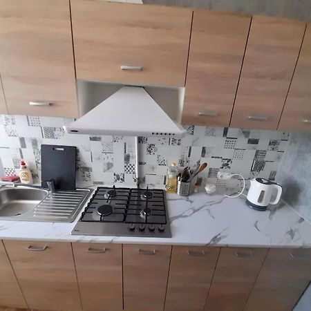 Mieszkanie Na Doby Plac Hallera Apartment Varşovia Exterior foto